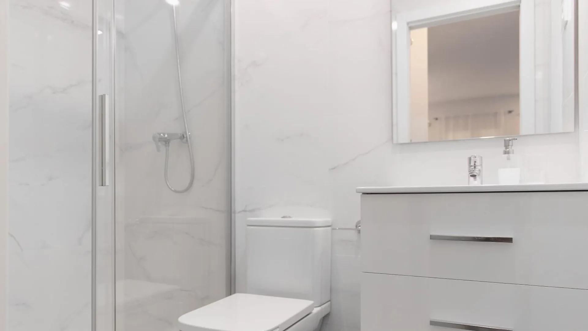 Apartment Likehomeapartments Deluxe Complex Malaga Center Spain