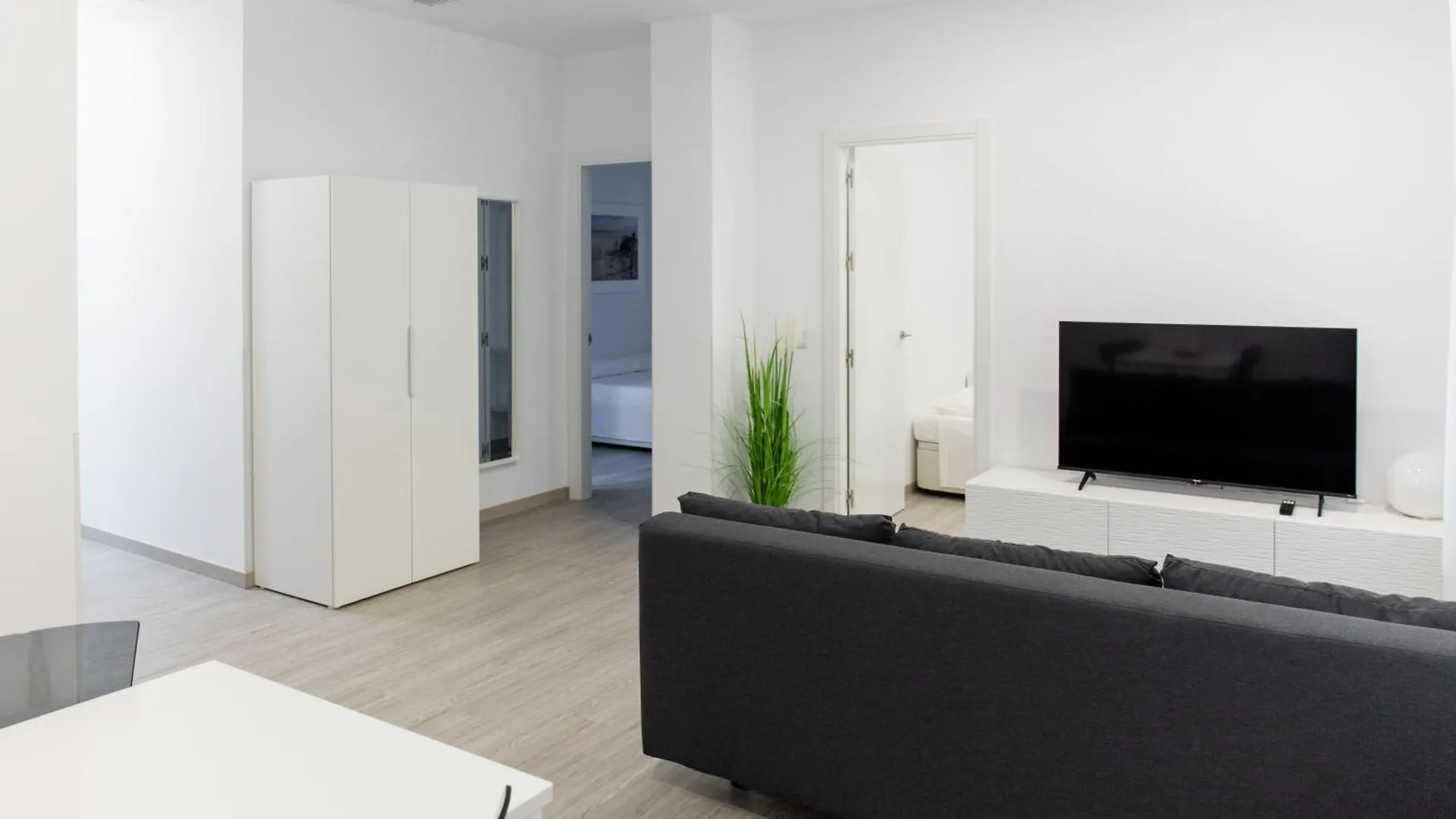 Apartment Likehomeapartments Deluxe Complex Malaga Center
